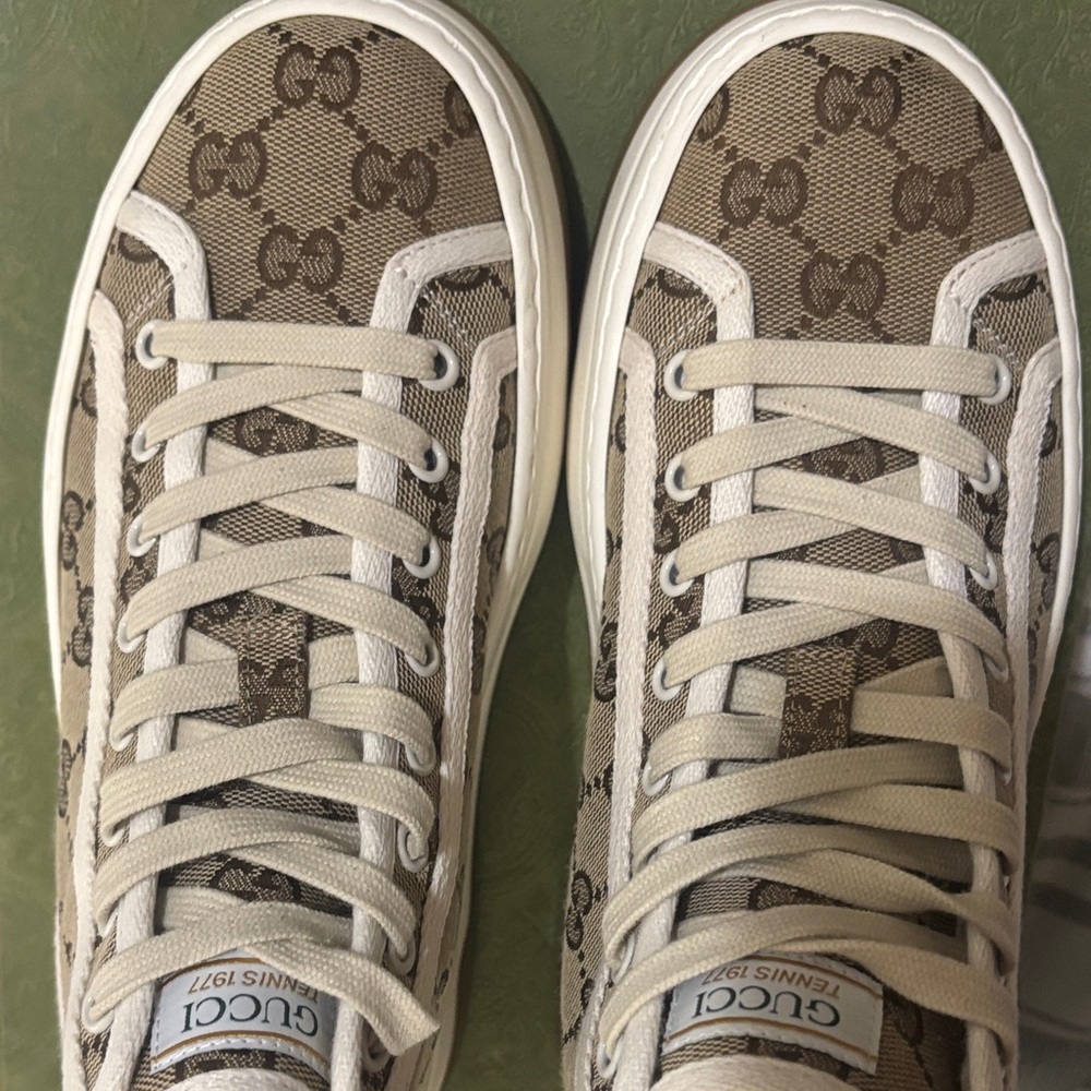 Gucci Beige Monogram High-Top Sneakers with Cream Accents - Picture 9 of 9
